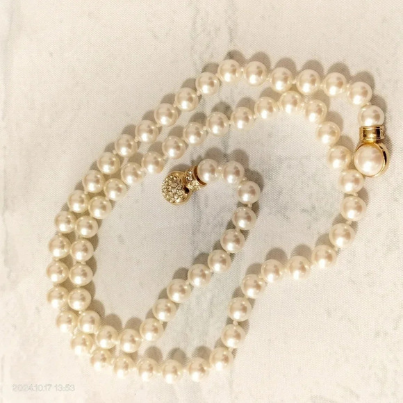 Rau Klikit Faux Pearl Knotted String Necklace Magnetic Closure - Picture 1 of 8